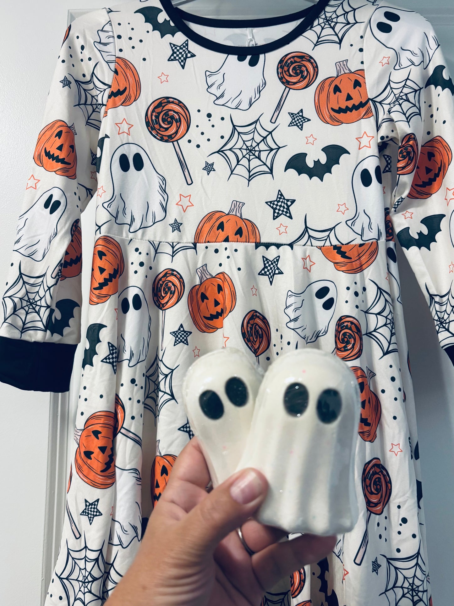 Ghost Bath Bomb - Hey Boo! - Halloween 2025